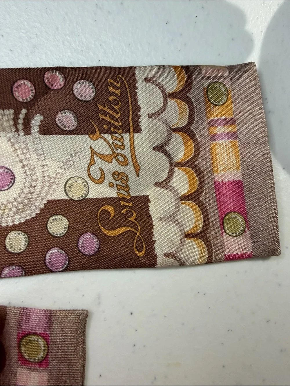 Authentic Louis Vuitton Silk Twilly
